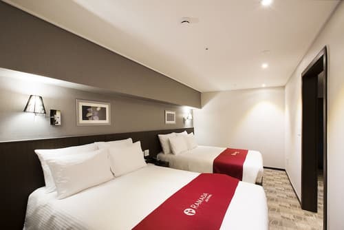 Ramada Jeju City Hall, Room