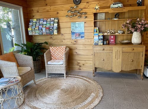 Tatahi Lodge Beach Resort, Reception