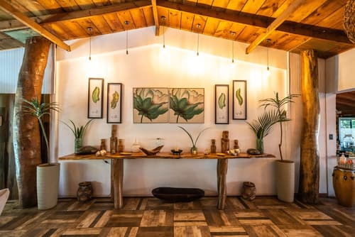 Hare Nua, Interior entrance