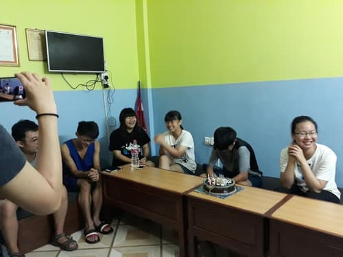 Hotel Sunflower, Lobby