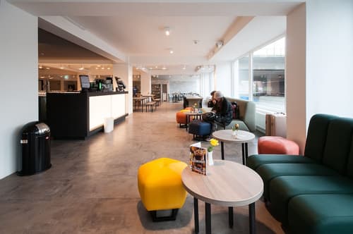 a&o Bremen Hauptbahnhof - Hostel, Lobby sitting area