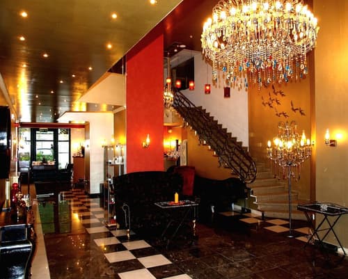 Delphi Art Hotel, Lobby