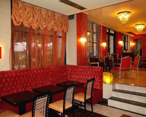 Delphi Art Hotel, Lobby