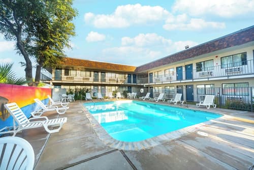 Motel 6 Del Rio, TX, Pool