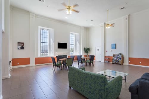 Motel 6 Williams, AZ - West - Grand Canyon, Lobby sitting area