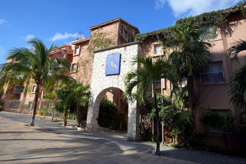 Tukan Hotel Playa del Carmen, Property entrance