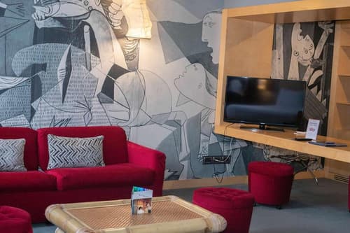 Abitart Hotel, Lobby sitting area