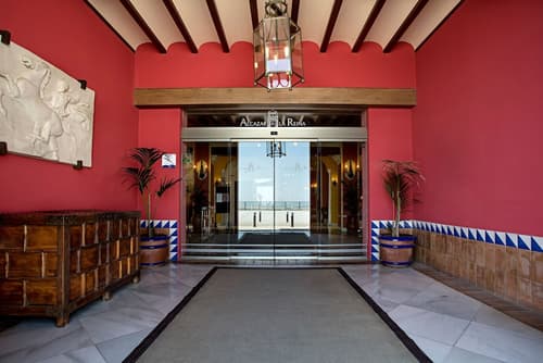 Hotel Alcázar de La Reina, Interior entrance