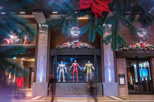 Disney Hotel New York - The Art of Marvel, Lobby