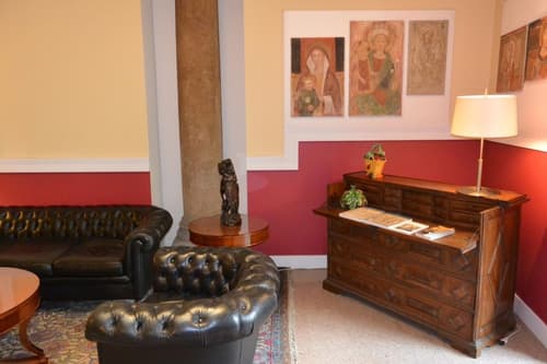 Hotel Gran Duca Di York, Lobby sitting area