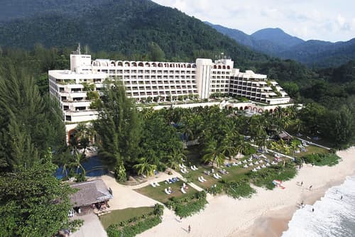 PARKROYAL Penang Resort, Beach