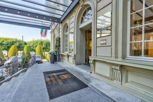 Grand Hotel National, Reception