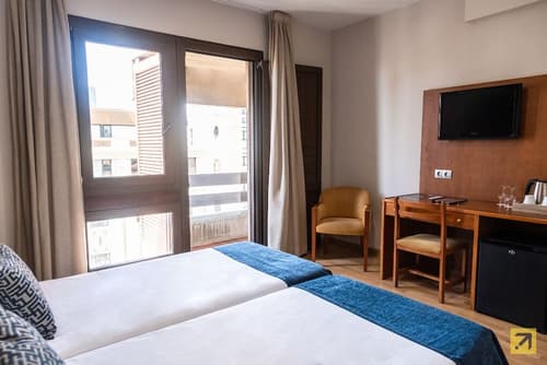 Hotel Adonis Plaza, Room