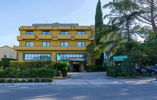 Hotel Cristallo, Primary image