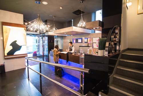 Petit Palace Tamarises, Reception