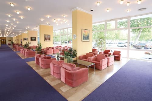 Danubius Hotel Annabella, Lobby lounge