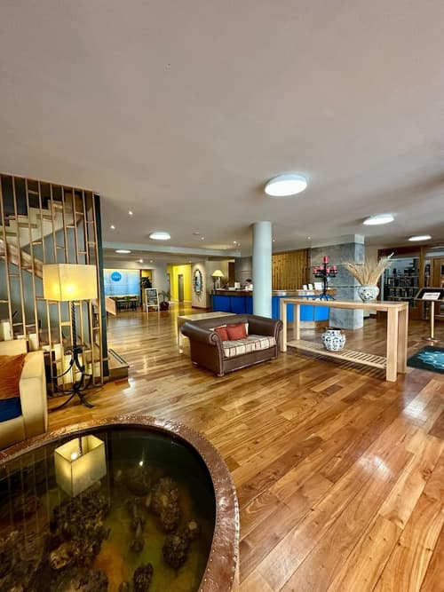 Hotel Nahuel Huapi, Reception