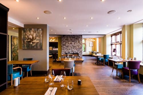 Stonecross Manor Hotel, Restaurant