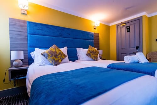 Stonecross Manor Hotel, Room