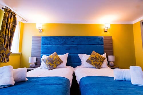 Stonecross Manor Hotel, Room