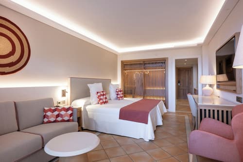 GF Gran Costa Adeje, Room