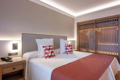 GF Gran Costa Adeje, Room