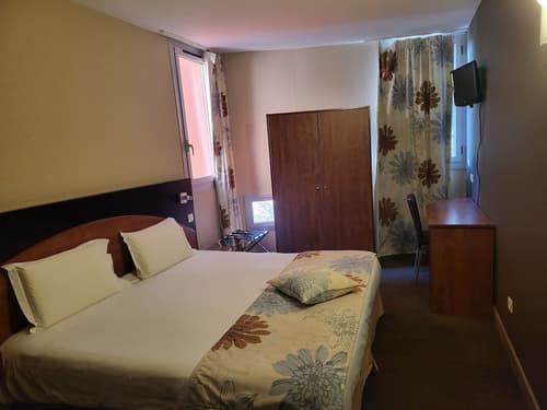 Hôtel du Baou, Room