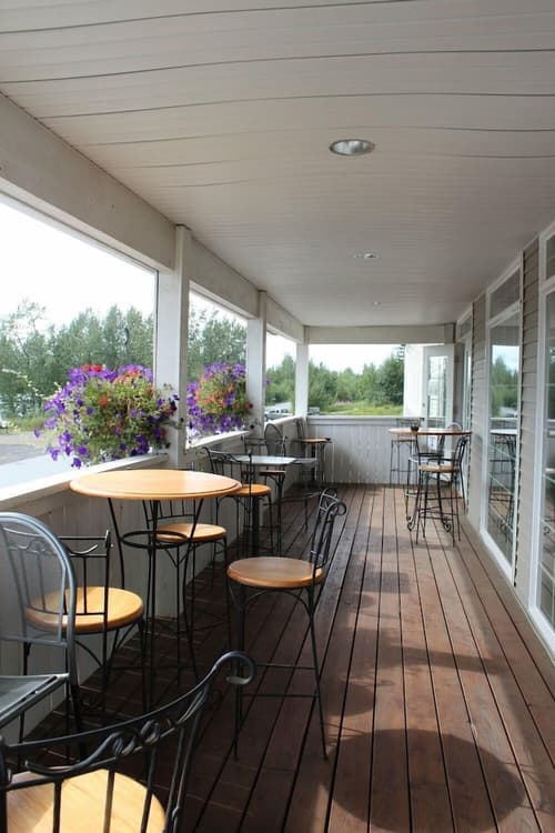 Grand View Inn & Suites, Miscellaneous