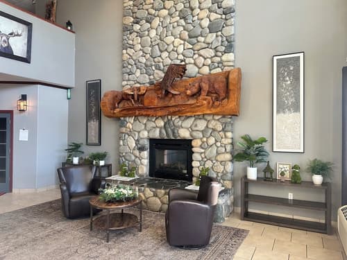 Grand View Inn & Suites, Lobby sitting area