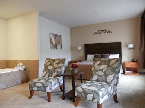 Grand View Inn & Suites, Room