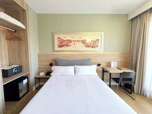 Eurohotel Barcelona Gran Via Fira, Room