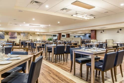 Wyndham Newport Hotel, Restaurant