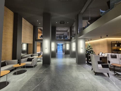 The Alassia Hotel, Lobby sitting area