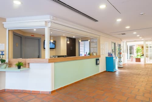 Zenitude Hôtel-Résidences Le Cannet, Reception