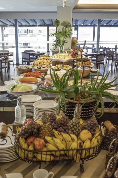 Castelmar Hotel, Breakfast meal