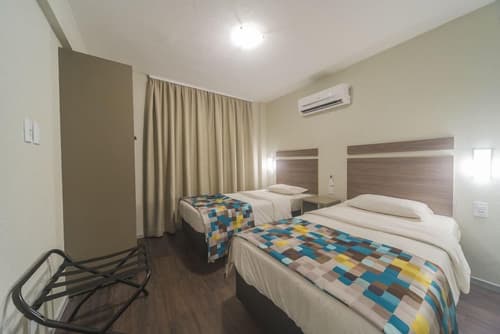 Castelmar Hotel, Room