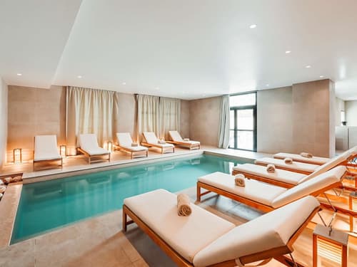 Mercure Avignon Gare TGV, Pool