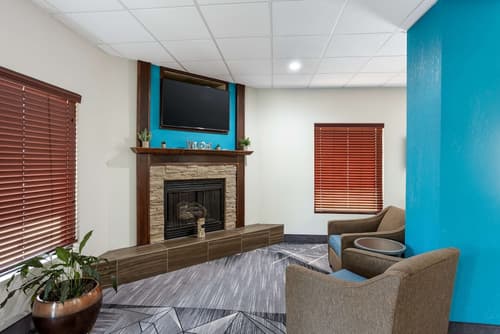 Best Western Plus Springfield Airport Inn, Lobby