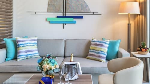 JA Palm Tree Court, Dubai, Room