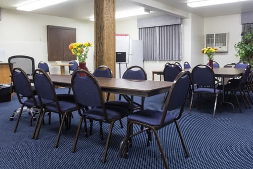 Colton Inn, Meeting facility