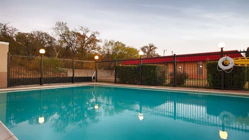 Best Western Plus Graham Inn, Pool