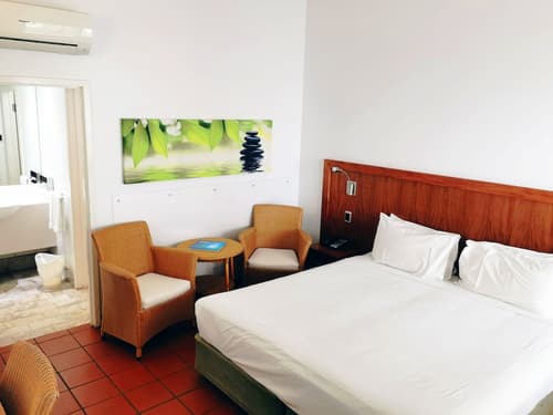 Ramada By Wyndham Cairns City Centre, Room