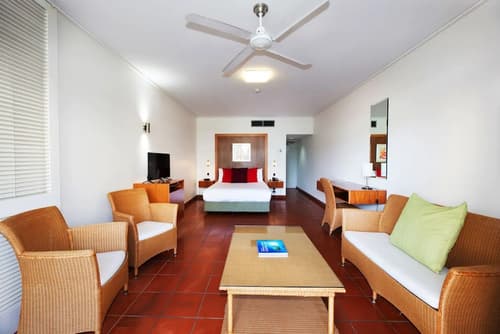 Ramada By Wyndham Cairns City Centre, Room