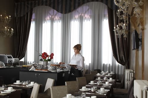 Arcadia Boutique Hotel, Breakfast area