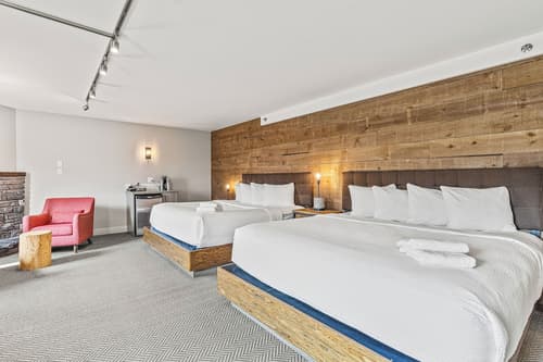 Basecamp Lodge Canmore, Room