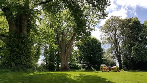 Château de Bellefontaine, Children's play area - outdoor