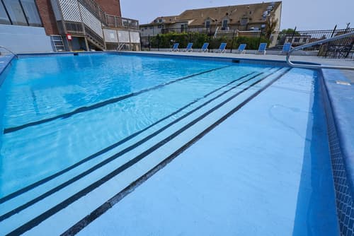 Hyannis Plaza Hotel, Outdoor pool