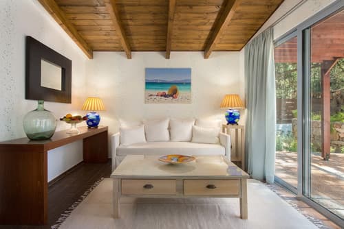 Dionysos Hotel, Room