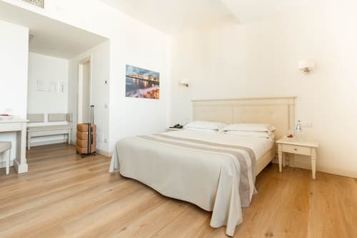 Hotel Catalunya, Room