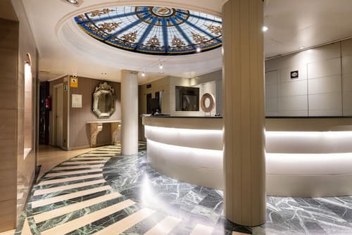 Catalonia Roma, Primary image